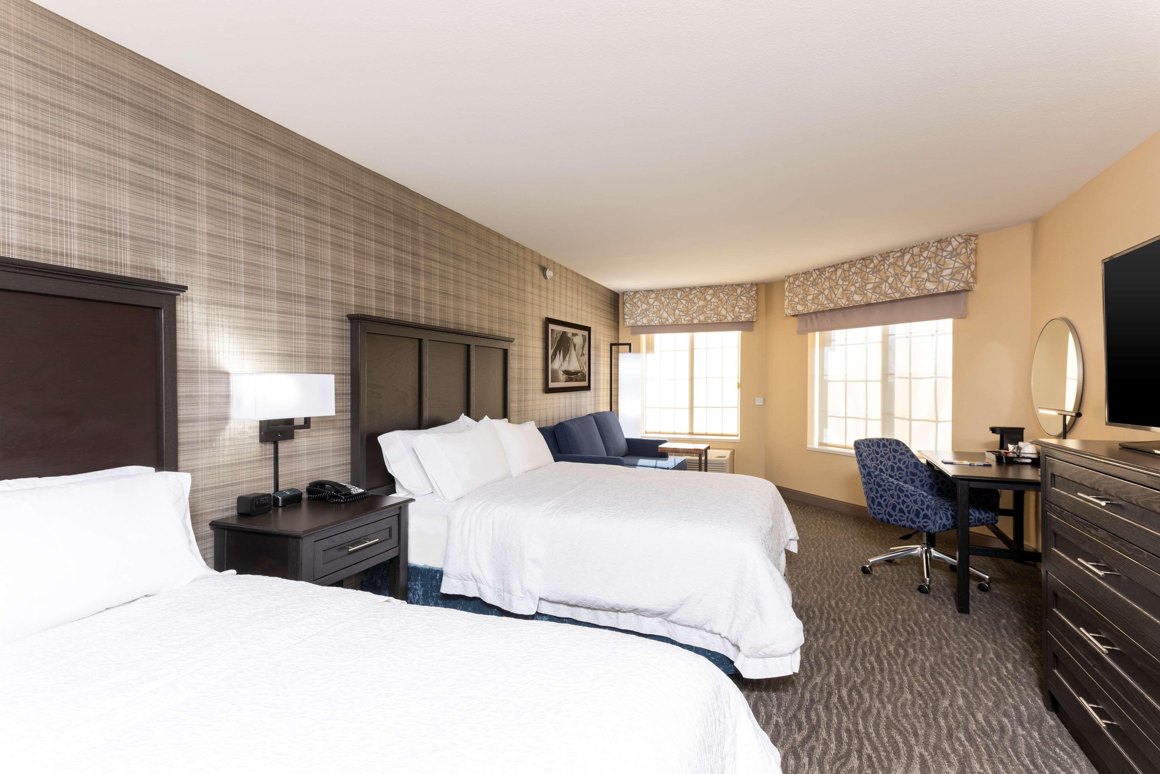 Hampton Inn Holland Ngoại thất bức ảnh