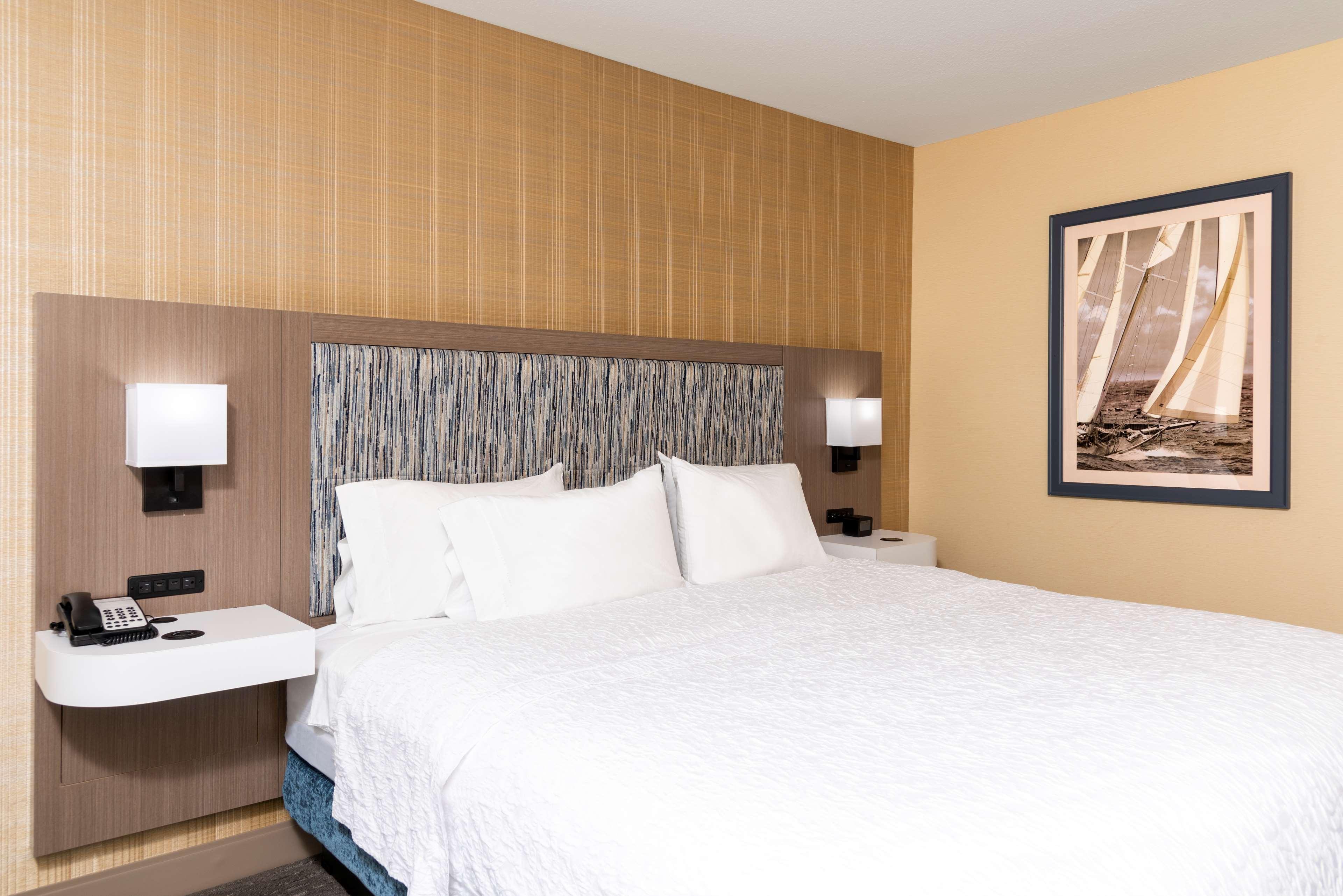 Hampton Inn Holland Ngoại thất bức ảnh