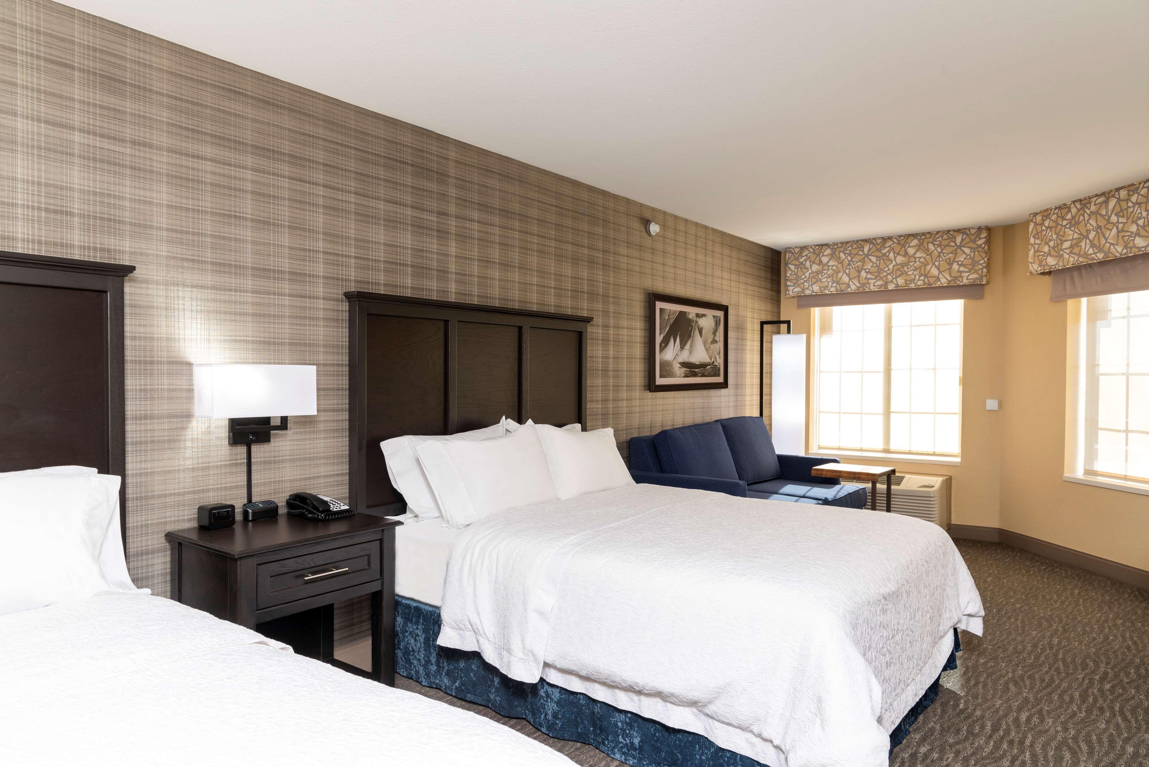 Hampton Inn Holland Ngoại thất bức ảnh