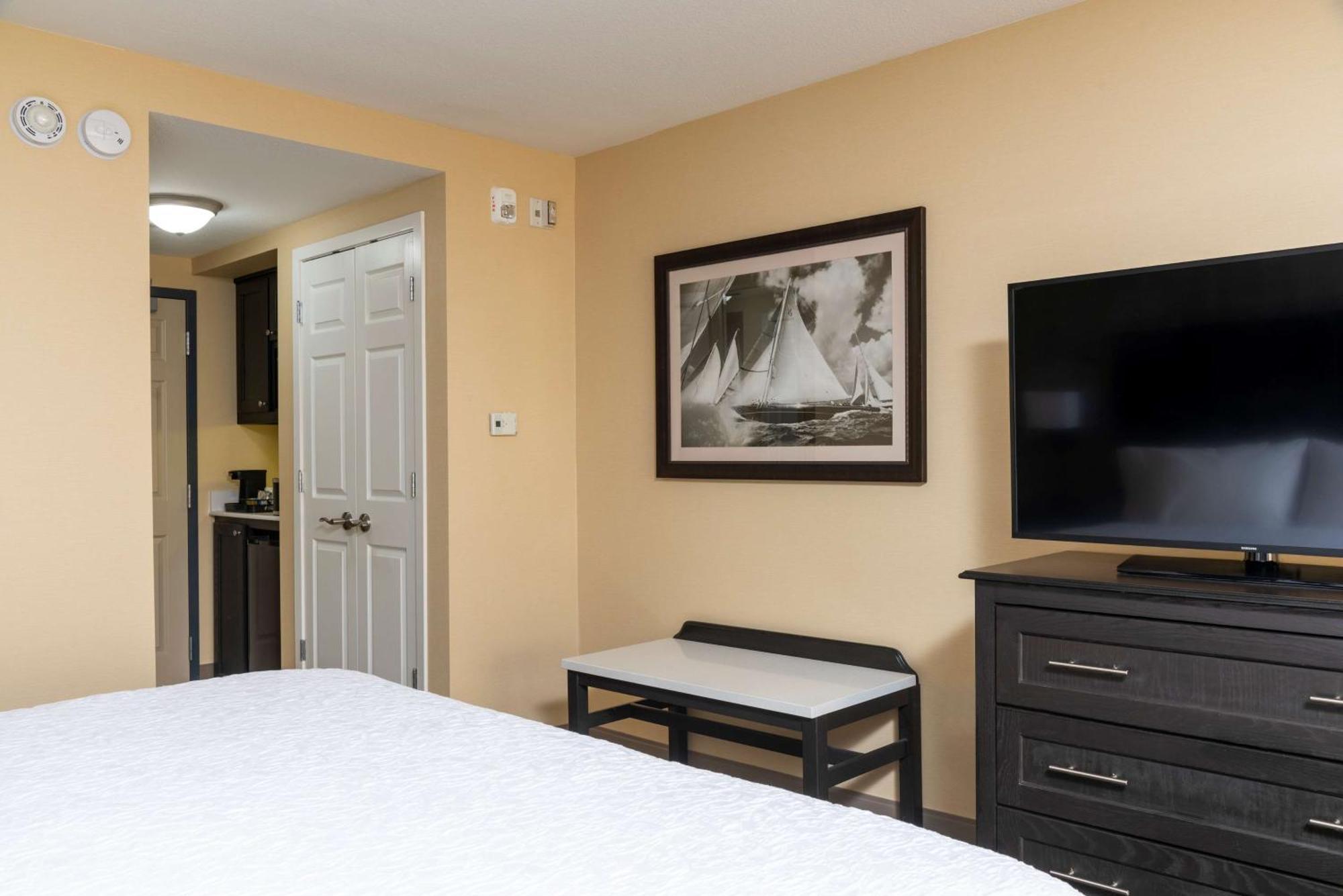 Hampton Inn Holland Ngoại thất bức ảnh