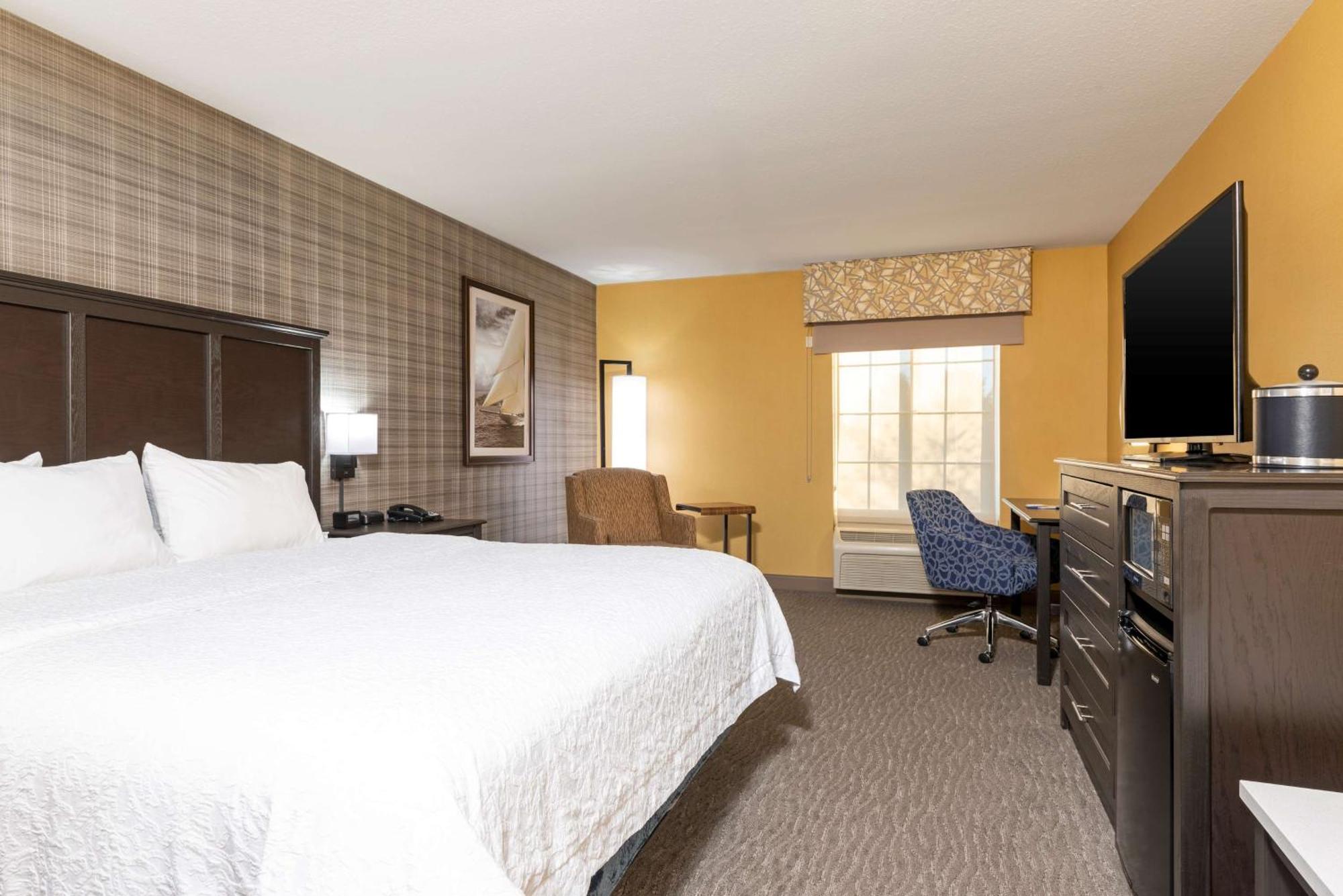 Hampton Inn Holland Ngoại thất bức ảnh