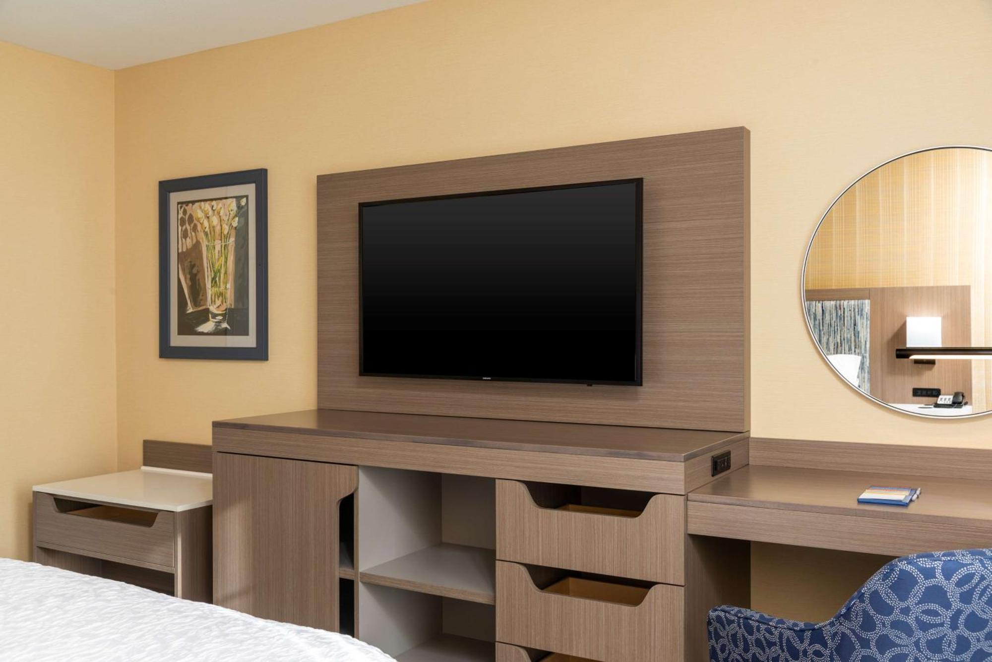 Hampton Inn Holland Ngoại thất bức ảnh