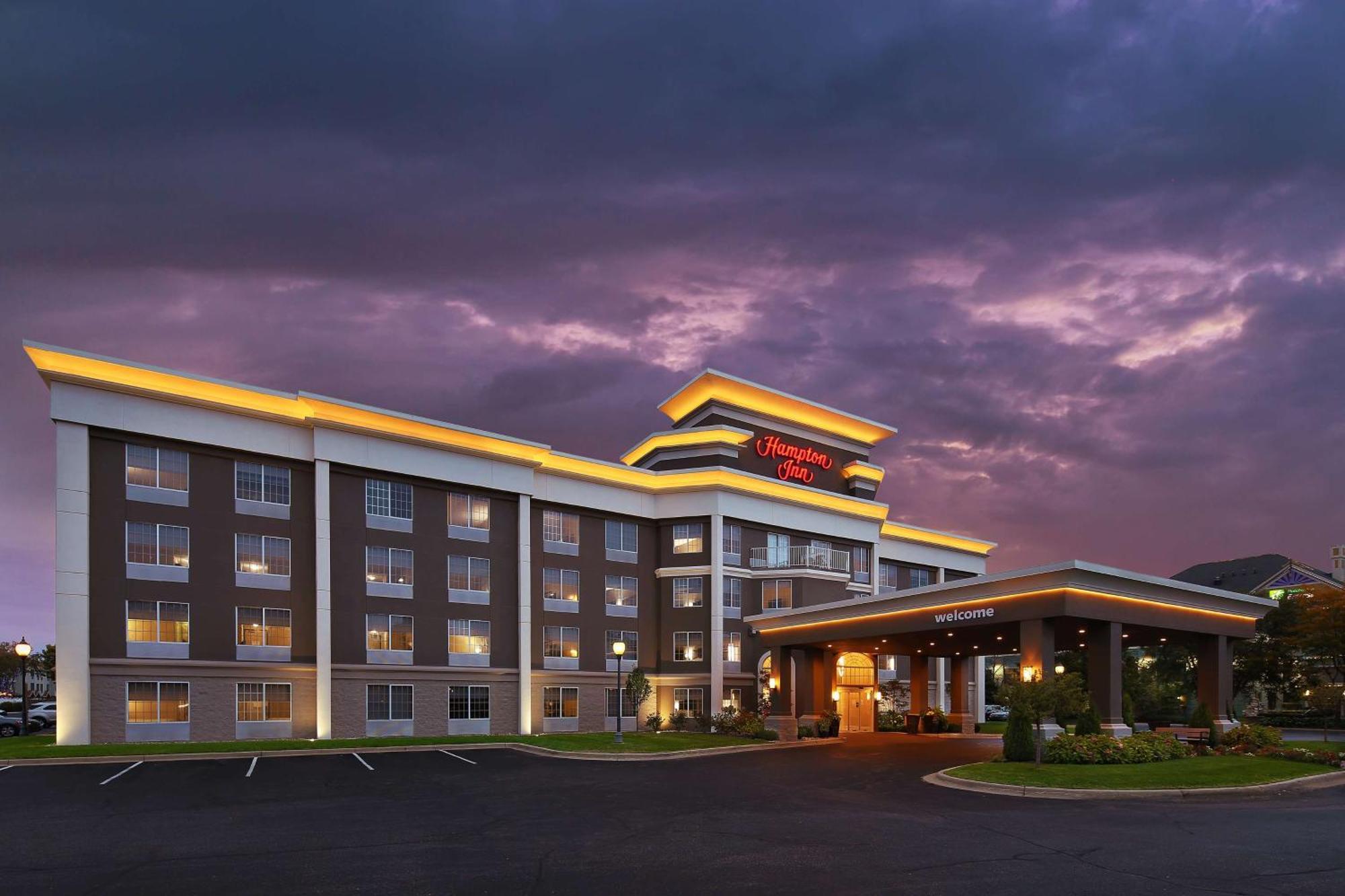 Hampton Inn Holland Ngoại thất bức ảnh